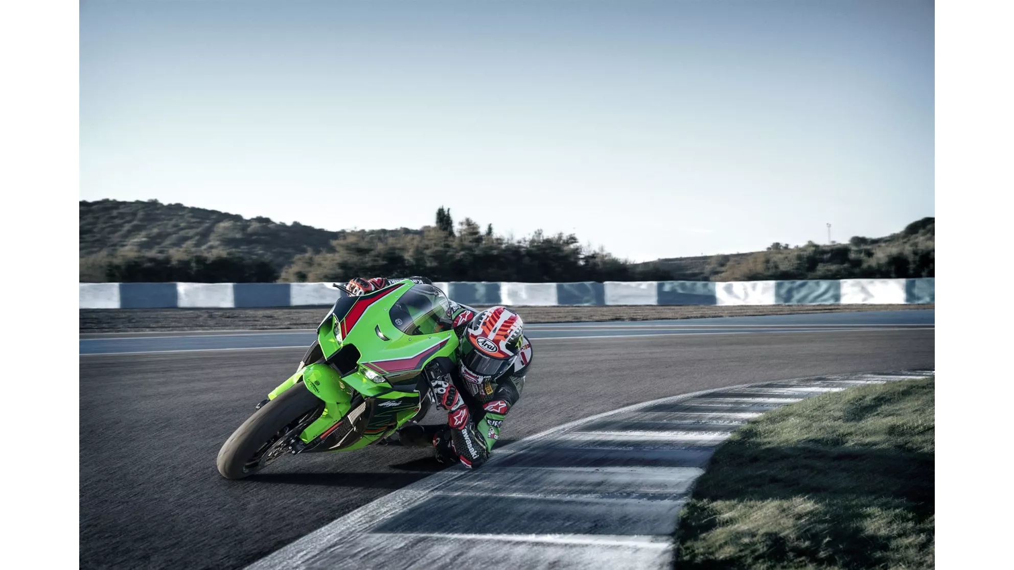 Kawasaki Ninja ZX-10R - Image 4 Kawasaki Ninja ZX-10R - Image 4