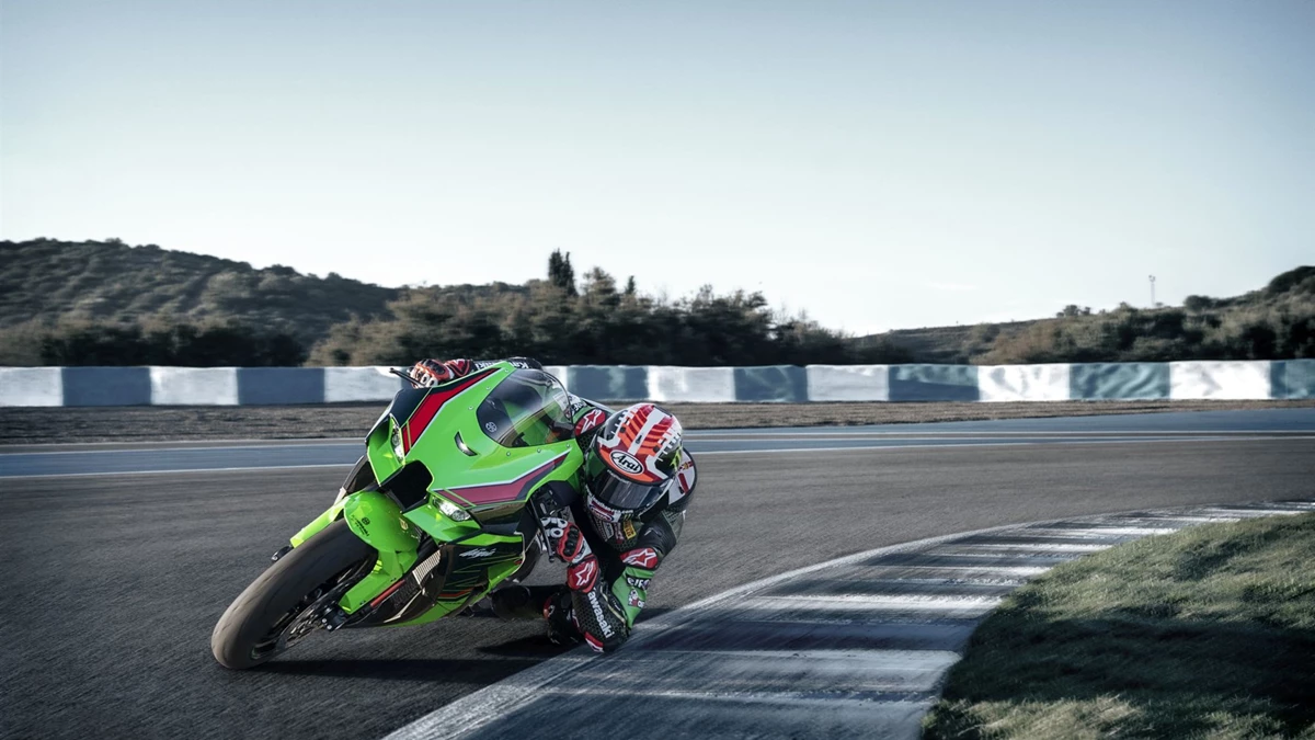 Kawasaki Ninja ZX-10R Bild 5: Kawasaki Ninja ZX-10R