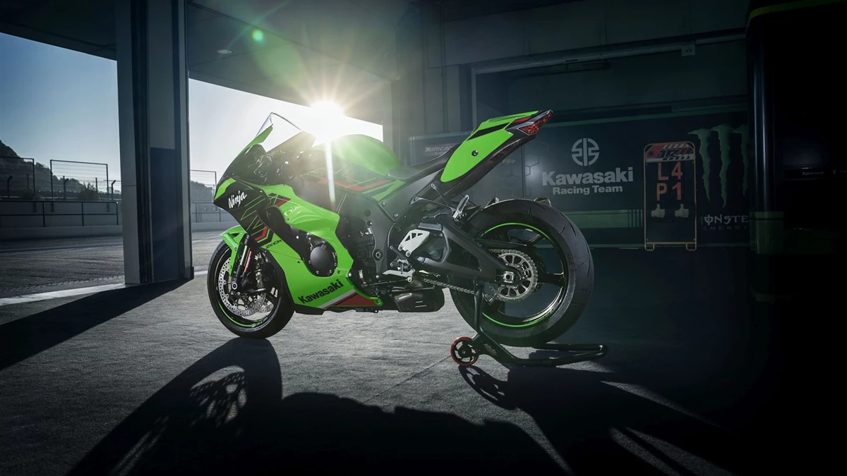 Kawasaki Ninja ZX-10R Bild 12: Kawasaki Ninja ZX-10R