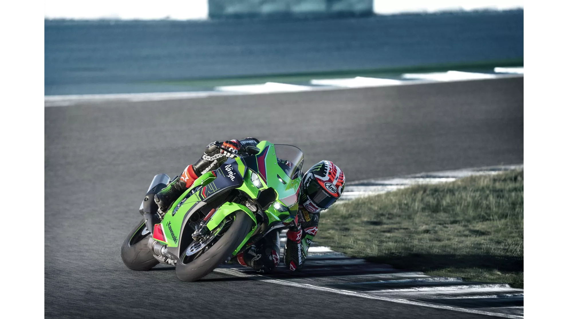 Kawasaki Ninja ZX-10R - Image 12 Kawasaki Ninja ZX-10R - Image 12