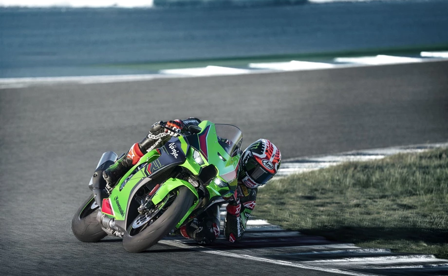 Kawasaki Ninja ZX-10R Bild 13: Kawasaki Ninja ZX-10R