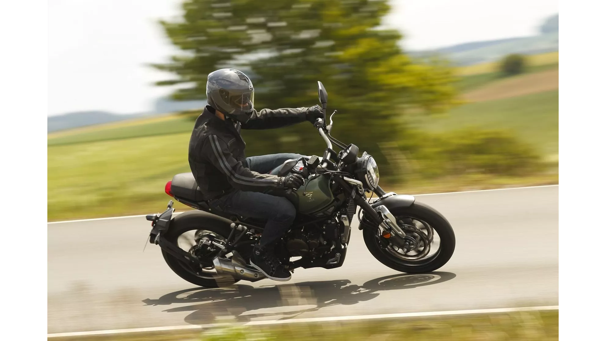 Voge 300AC - Image 1 Voge 300AC - Image 1