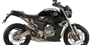 Zontes 125 G1 2023 vs Brixton Cromwell 125 2021