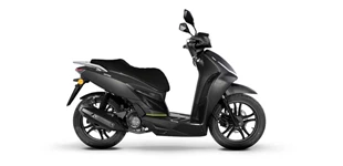 Honda NSC Vision 110 2018 vs Motron Ventura 125 2023 Honda NSC Vision 110 2018 vs Motron Ventura 125 2023