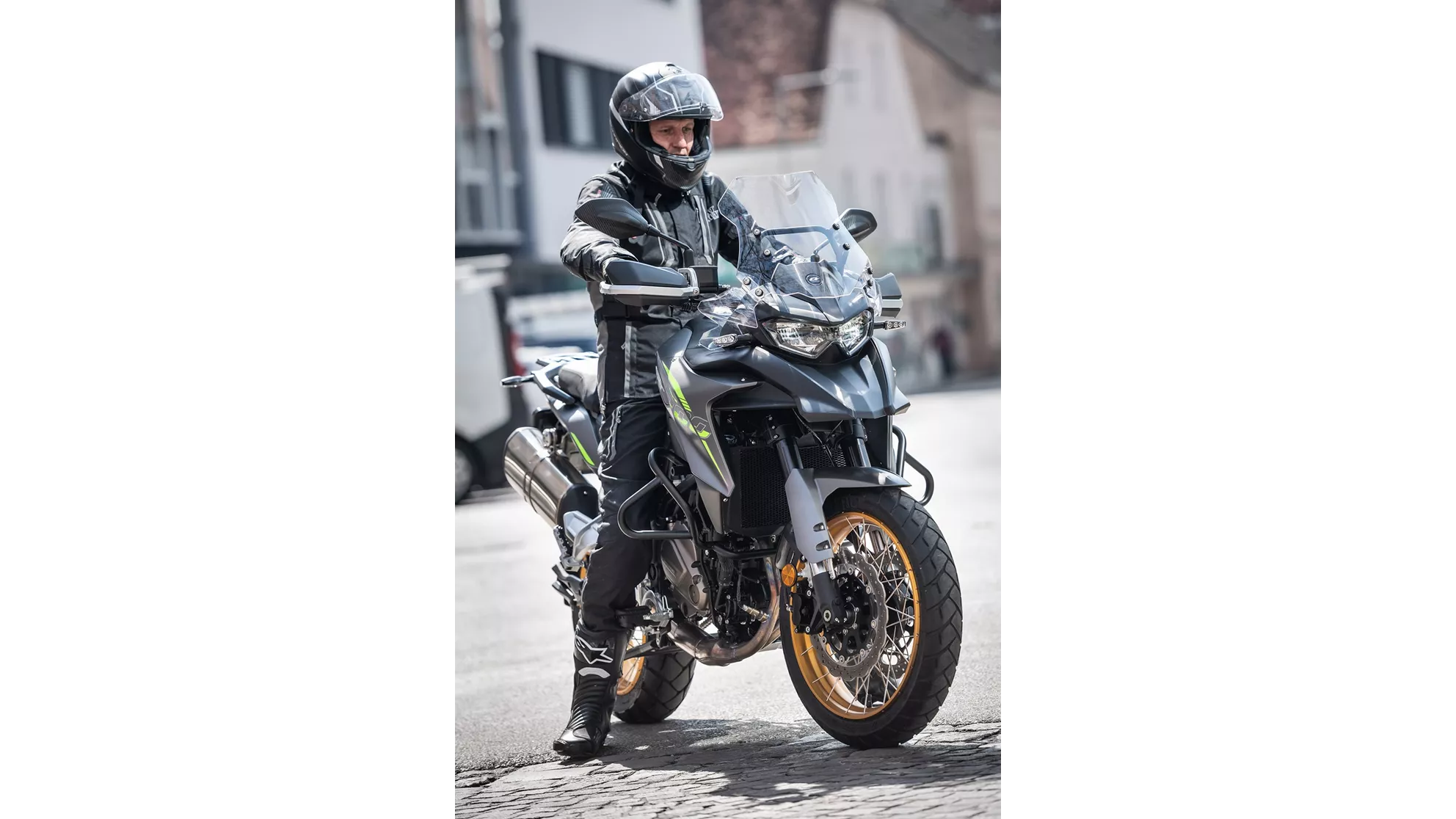 QJ Motor SRT 700 X - Image 3 QJ Motor SRT 700 X - Image 3