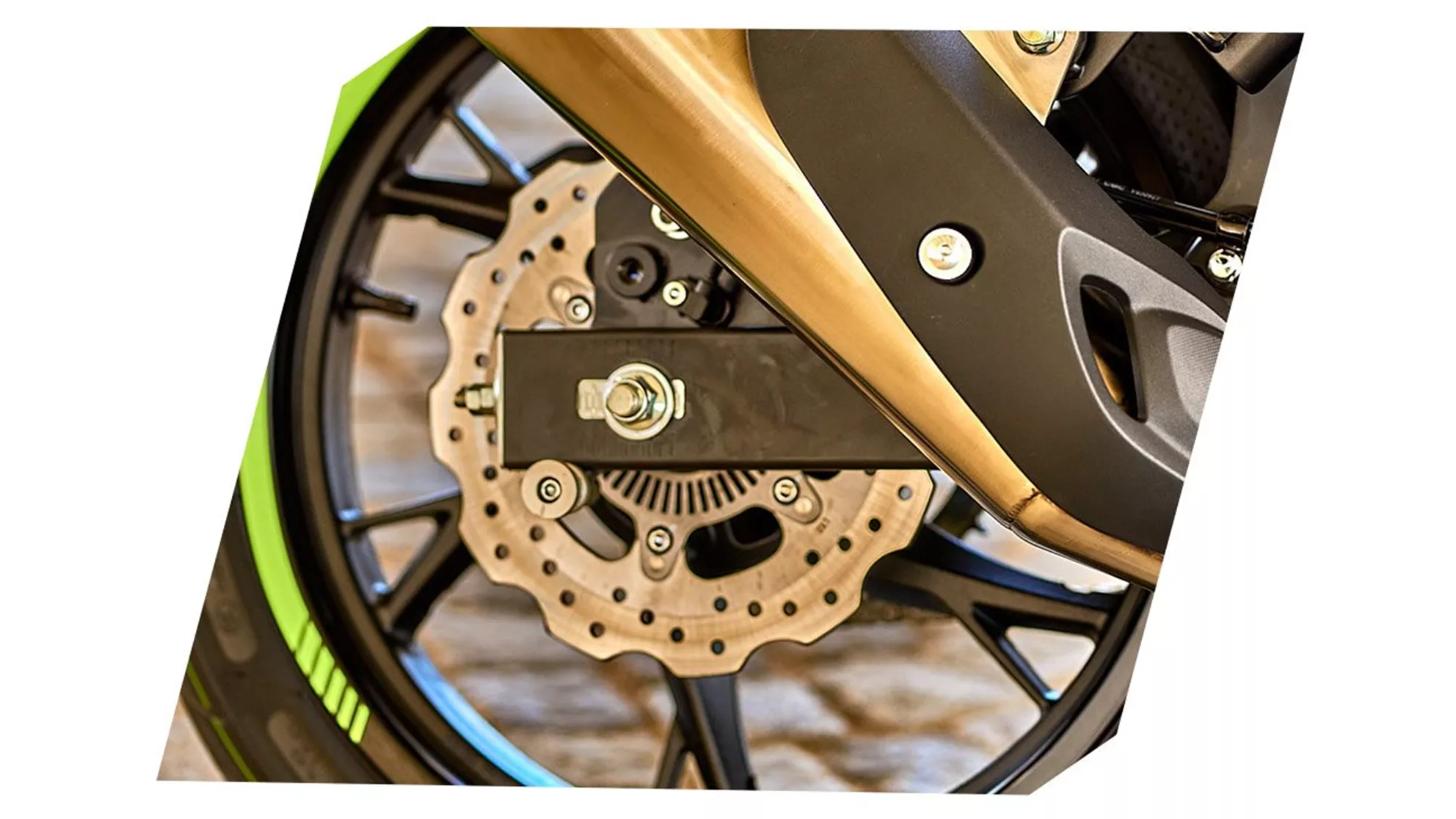 QJ Motor SRK 125 S - Image 4 QJ Motor SRK 125 S - Image 4