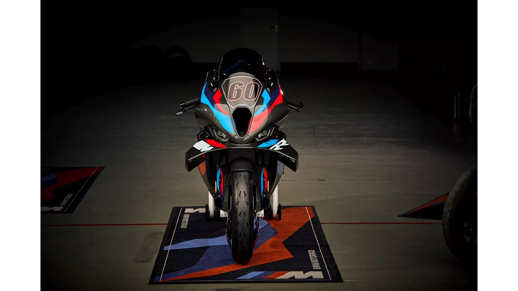 BMW M 1000 RR - Image 8 BMW M 1000 RR - Image 8