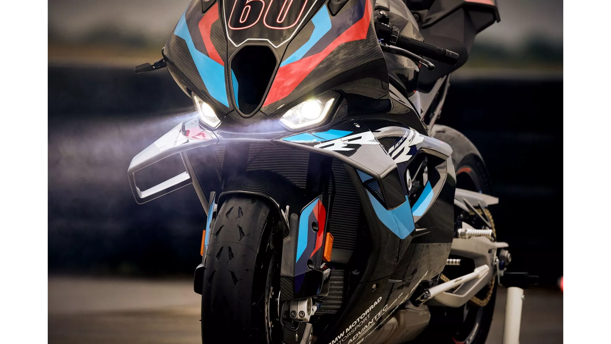 BMW M 1000 RR - Image 14 BMW M 1000 RR - Image 14