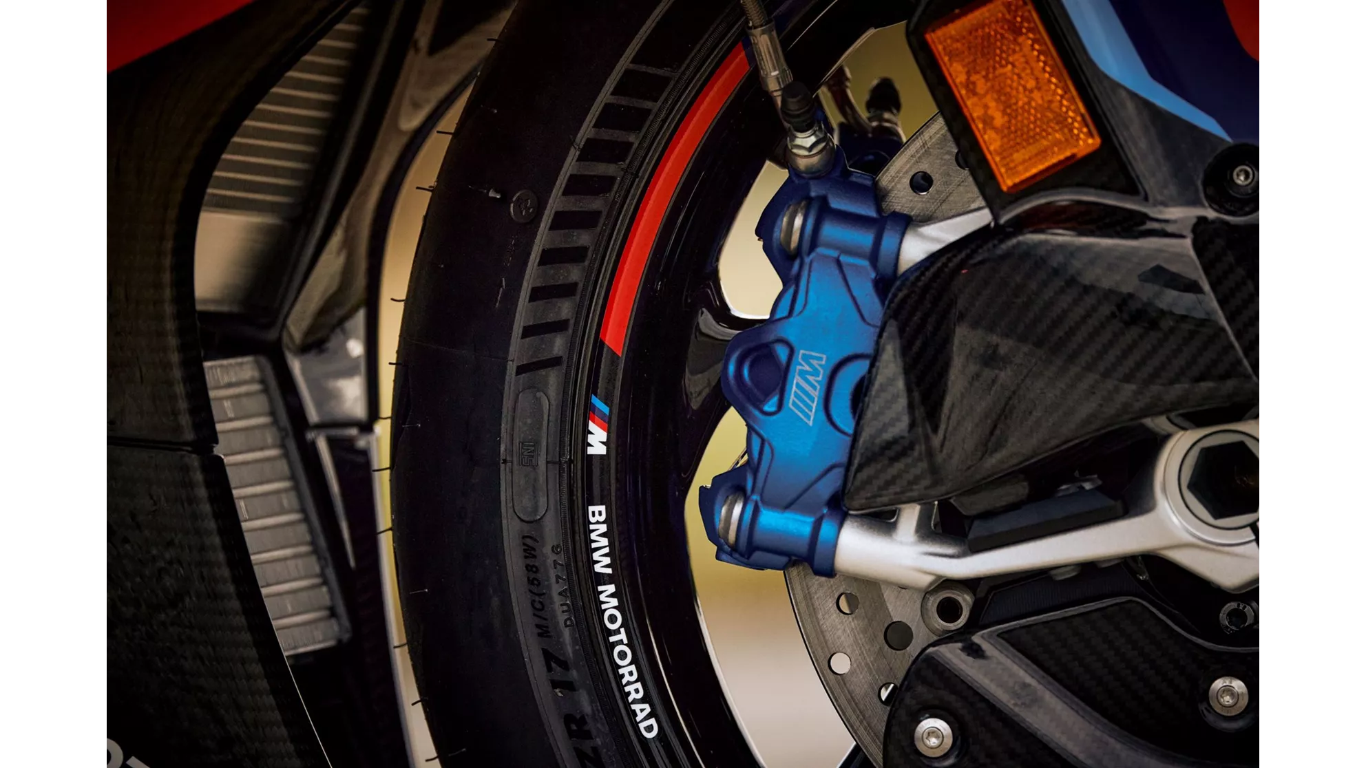 BMW M 1000 RR - Image 18 BMW M 1000 RR - Image 18