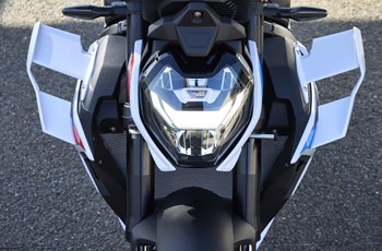 BMW M 1000 R 2023 - Bild 21 BMW M 1000 R 2023 - Bild 21