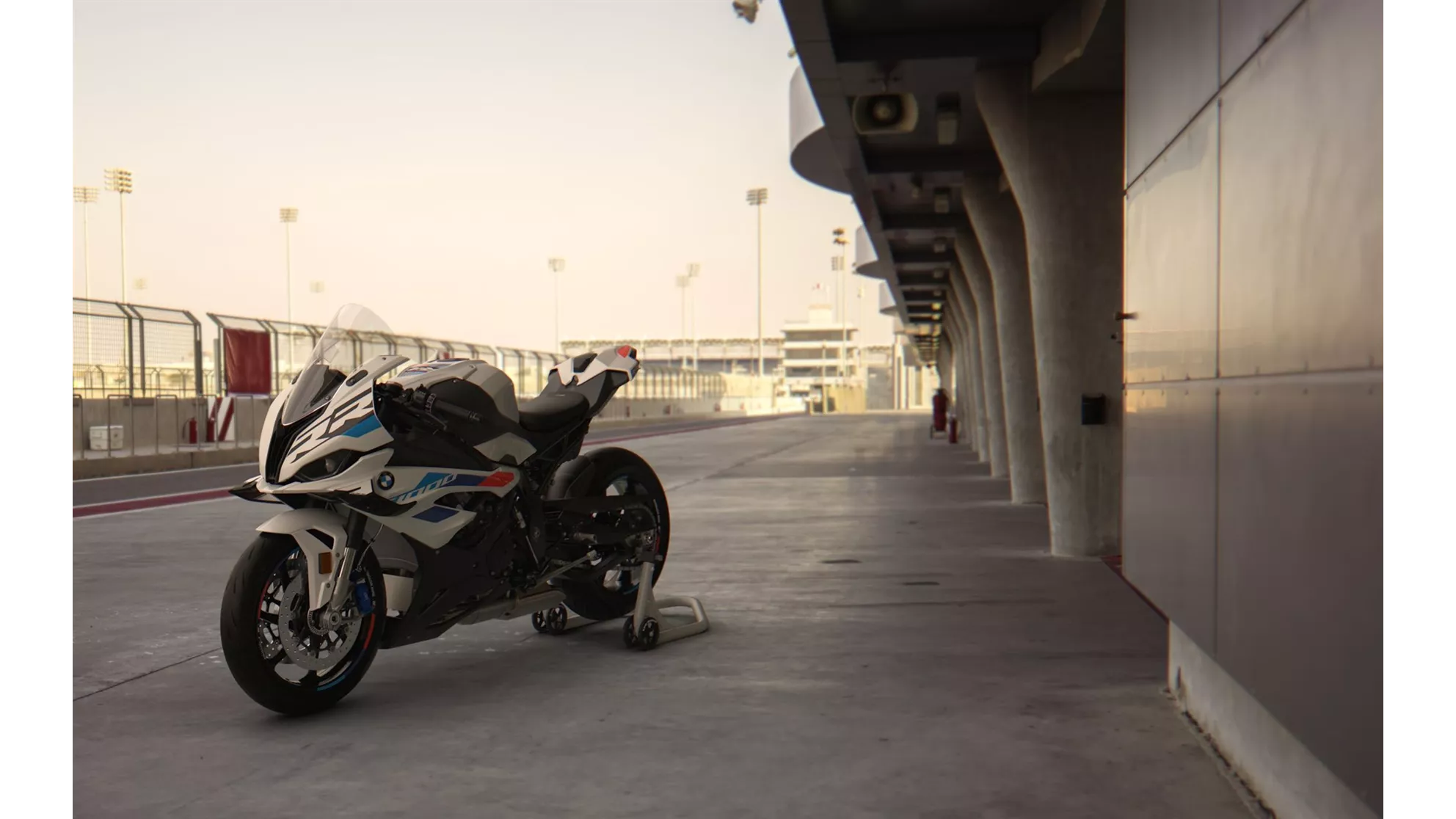 BMW S 1000 RR - Image 10 BMW S 1000 RR - Image 10