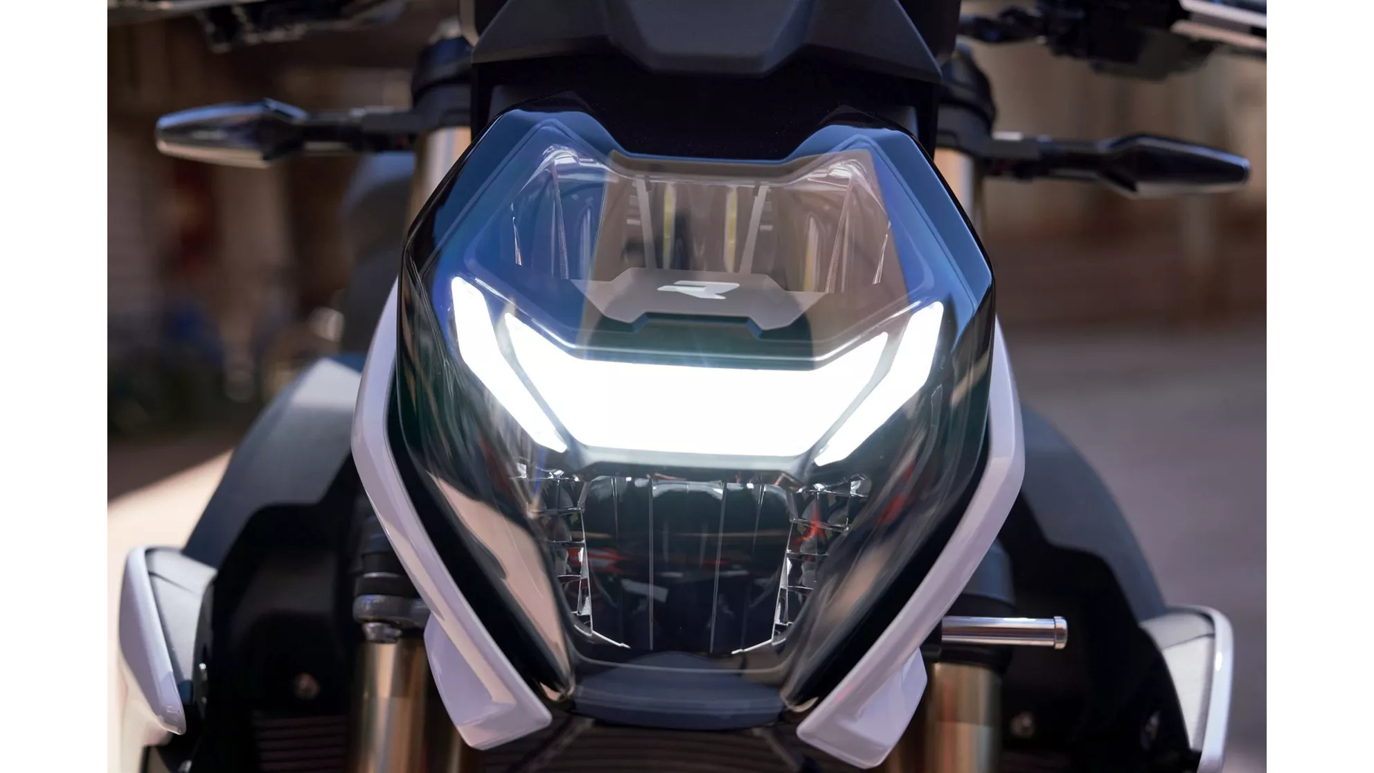 BMW S 1000 R - Image 7 BMW S 1000 R - Image 7