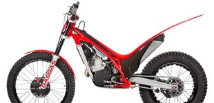 GASGAS TXT GP 250 2024 vs GASGAS TXT Racing 300 2023