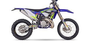 Husqvarna TE 300i 2020 vs Sherco 300 SE-R 2023