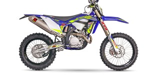 Sherco 500 SEF Factory 2023 vs KTM 450 EXC 2010