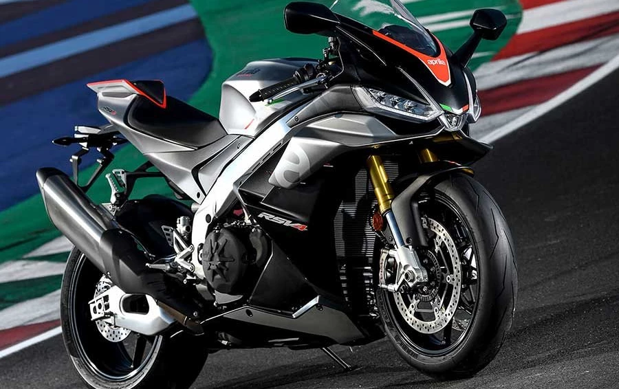 Aprilia RSV4 1100 Bild 2: Aprilia RSV4 1100