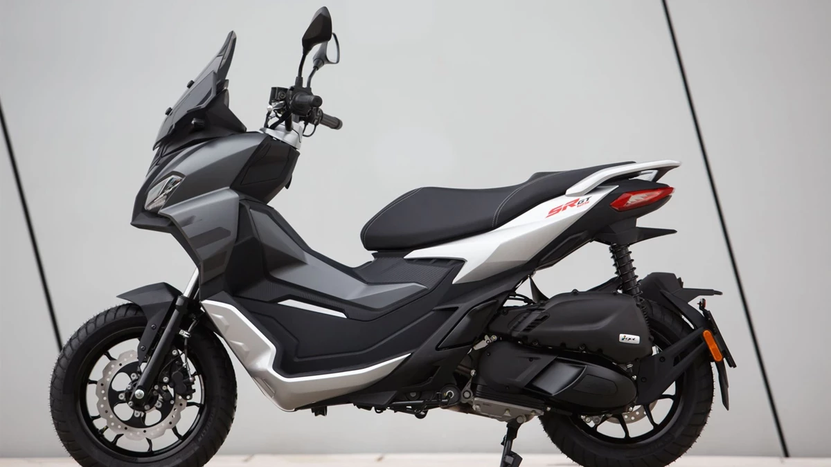 Aprilia SR GT 125 Bild 27: Aprilia SR GT 125