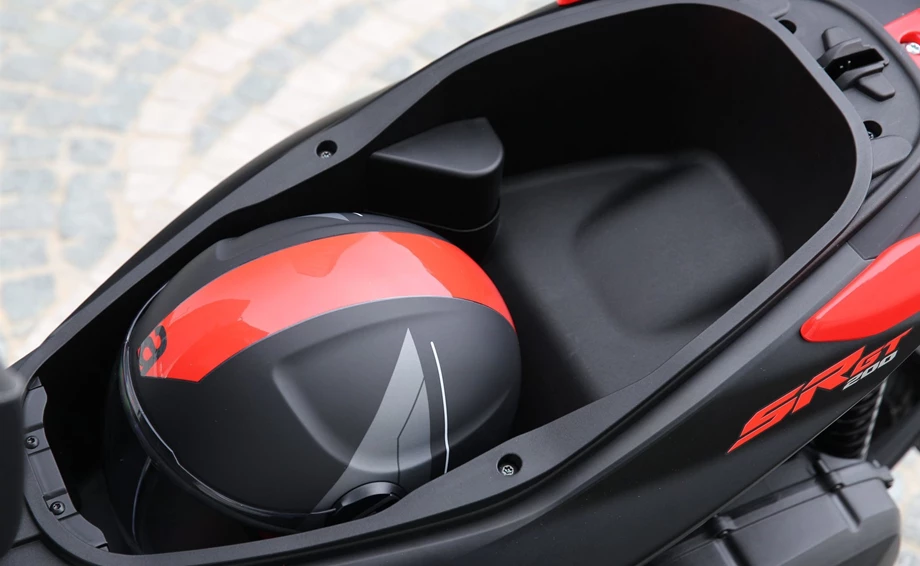 Aprilia SR GT 200 Bild 14: Aprilia SR GT 200