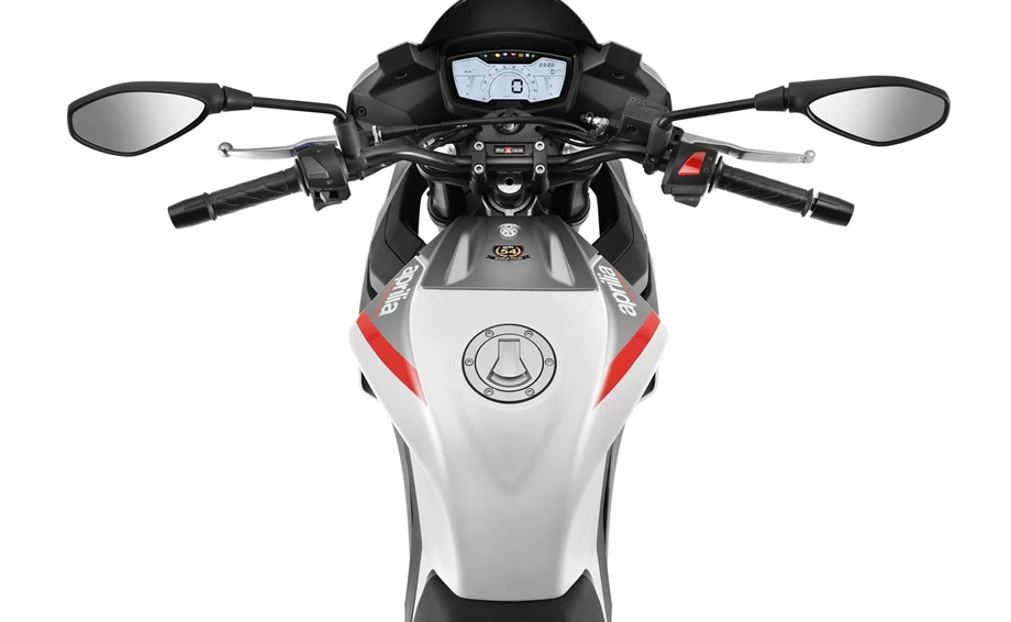 Aprilia Tuono 125 Bild 6: Aprilia Tuono 125