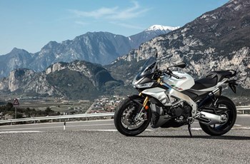 Aprilia Tuono V4 1100 2023 - Bild 7 Aprilia Tuono V4 1100 2023 - Bild 7