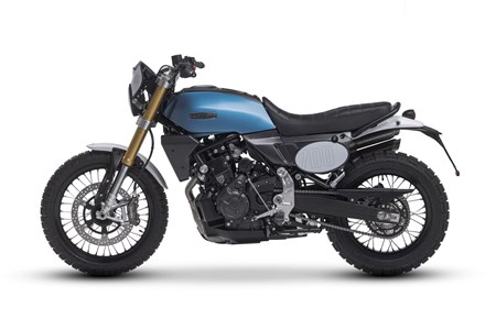 Caballero 700