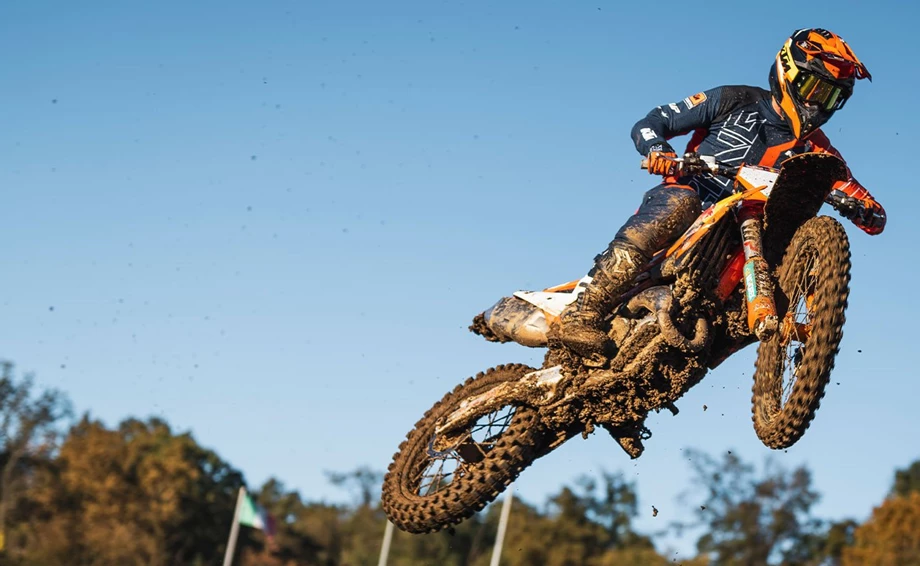 KTM 450 SX-F Factory Edition Bild 4: KTM 450 SX-F Factory Edition