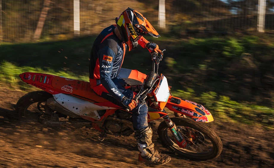 KTM 450 SX-F Factory Edition Bild 6: KTM 450 SX-F Factory Edition