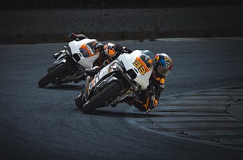 KTM RC 8C 2024 - Bild 9
