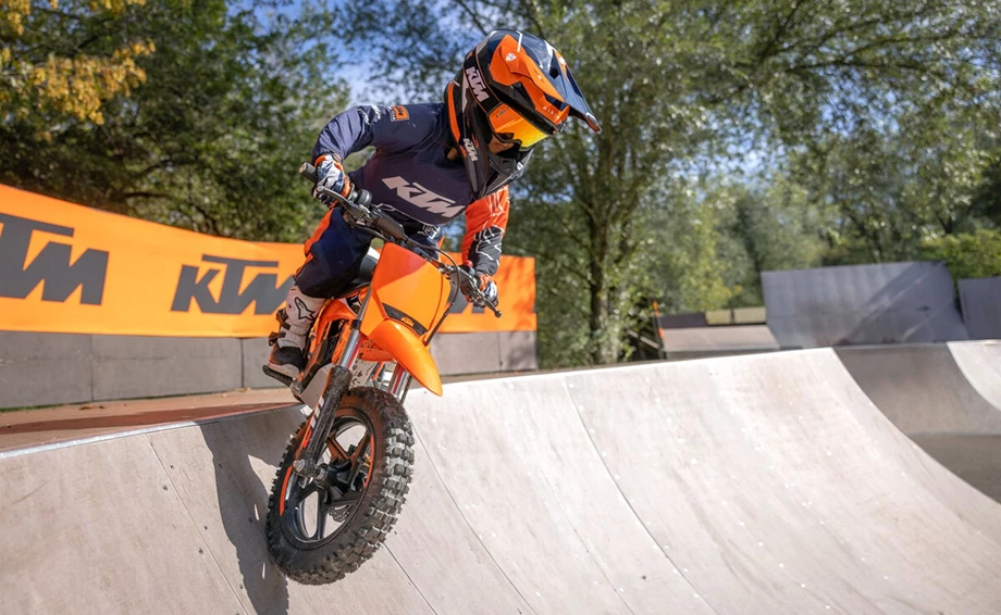 KTM SX-E 2 Bild 2: KTM SX-E 2