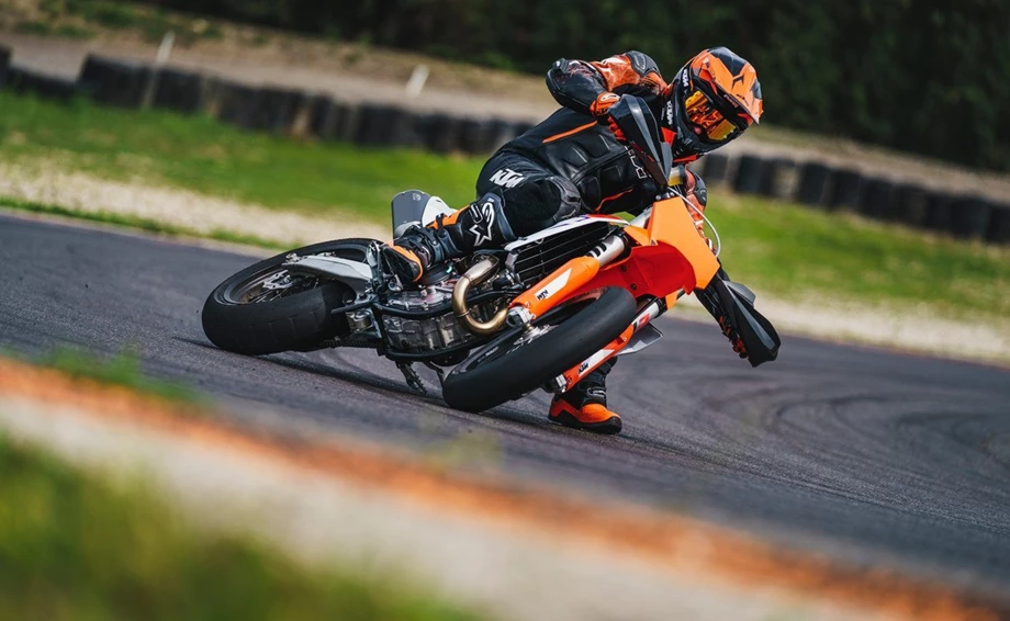 KTM 450 SMR Bild 3: KTM 450 SMR