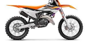 KTM 125 XC-W 2026 2026 vs KTM 125 SX 2024 KTM 125 XC-W 2026 2026 vs KTM 125 SX 2024