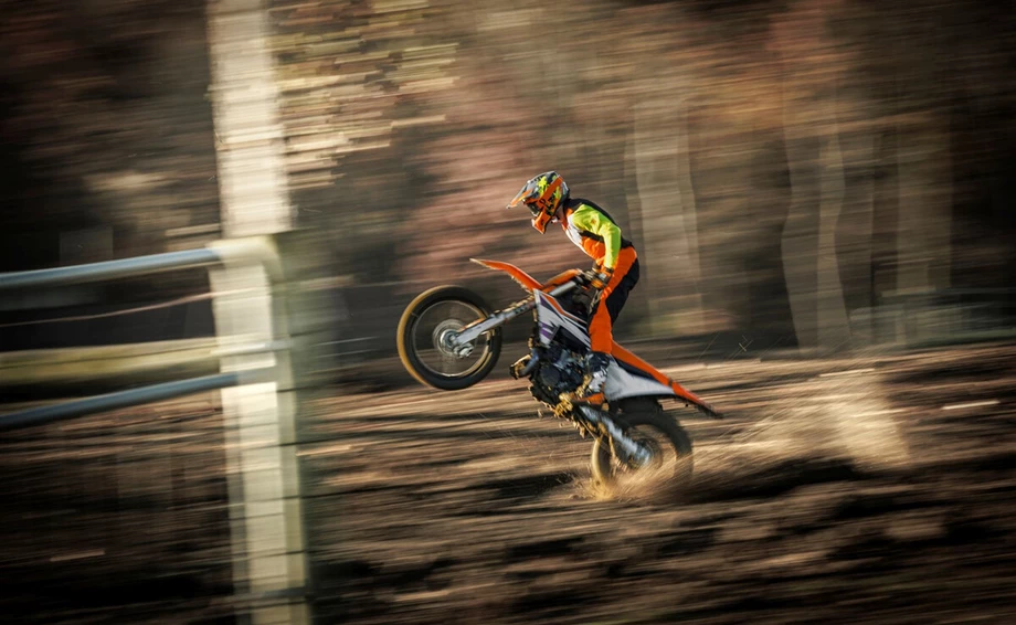 KTM 300 SX Bild 9: KTM 300 SX