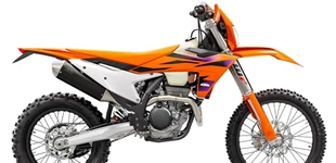 KTM 350 EXC-F 2024 vs Honda CRF250R 2024 KTM 350 EXC-F 2024 vs Honda CRF250R 2024