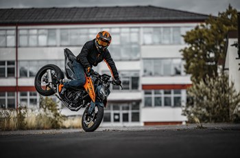 KTM 125 Duke 2024 - Bild 7 KTM 125 Duke 2024 - Bild 7