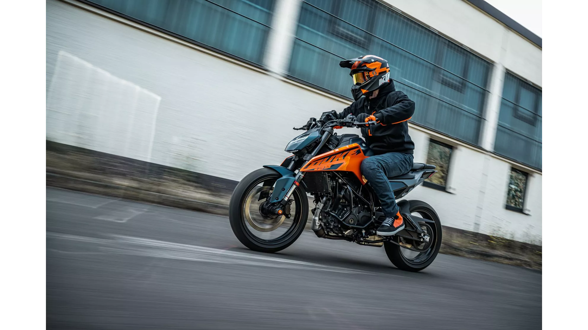 KTM 125 Duke - Immagine 16