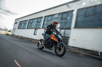 KTM 125 Duke 2024 - Bild 24 KTM 125 Duke 2024 - Bild 24