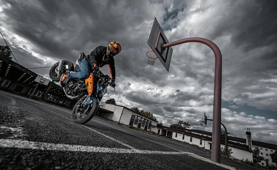 KTM 125 Duke Bild 24: KTM 125 Duke