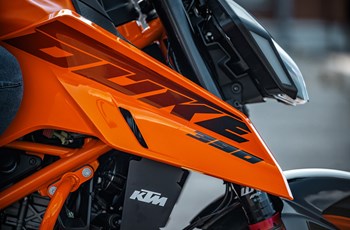 KTM 390 Duke 2024 - Bild 16 KTM 390 Duke 2024 - Bild 16