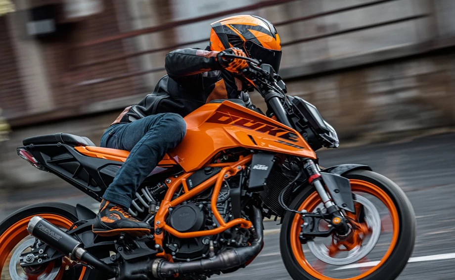 KTM 390 Duke Bild 18: KTM 390 Duke
