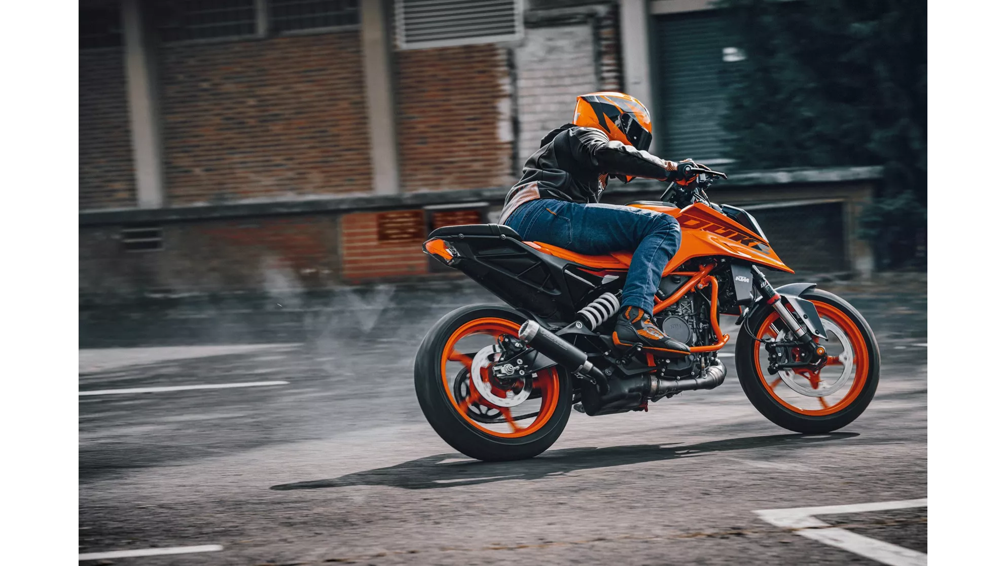 KTM 390 Duke - Image 21