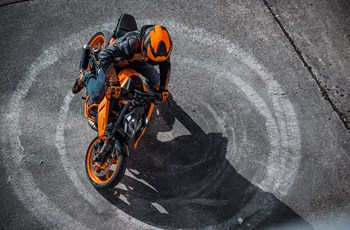 KTM 390 Duke 2024 - Bild 25 KTM 390 Duke 2024 - Bild 25
