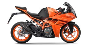 KTM RC 390 2024 vs KTM 390 Duke 2025