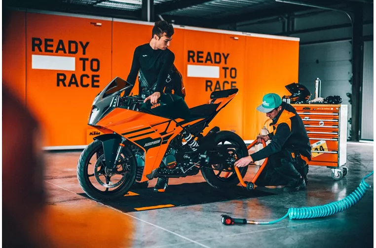KTM RC 125 2024 KTM RC 125 2024