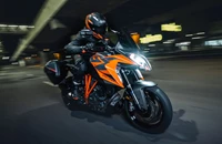 KTM 1290 Super Duke GT 2024 - Bild 11 KTM 1290 Super Duke GT 2024 - Bild 11
