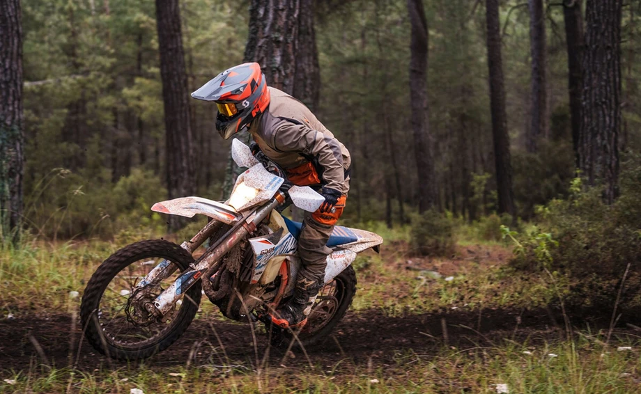 KTM 500 EXC-F SIX DAYS Bild 12: KTM 500 EXC-F SIX DAYS