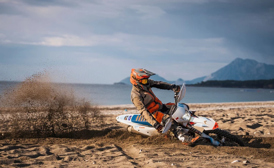 KTM 500 EXC-F SIX DAYS Bild 13: KTM 500 EXC-F SIX DAYS
