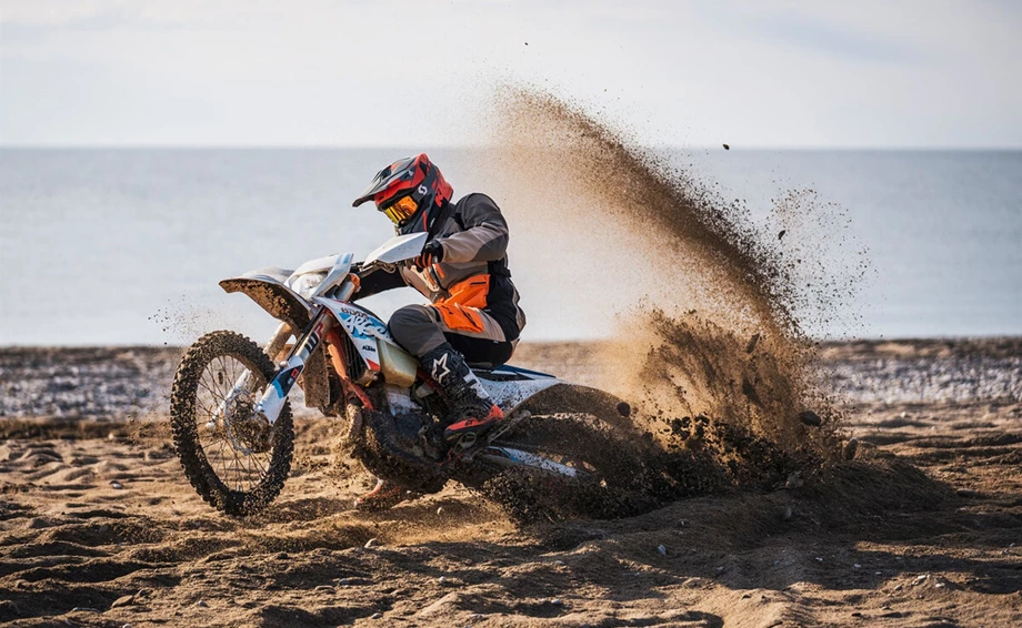 KTM 500 EXC-F SIX DAYS Bild 2: KTM 500 EXC-F SIX DAYS