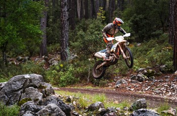 KTM 500 EXC-F SIX DAYS 2024 - Bild 4 KTM 500 EXC-F SIX DAYS 2024 - Bild 4