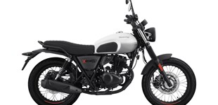 Keeway X-Light 125 2024 vs FB Mondial SMX 125i Supermoto 2018