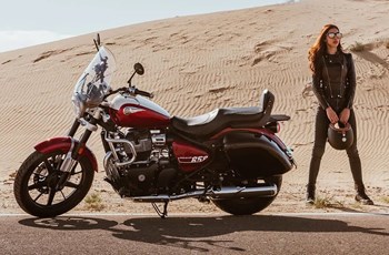 Royal Enfield Super Meteor 650 2024 - Bild 11